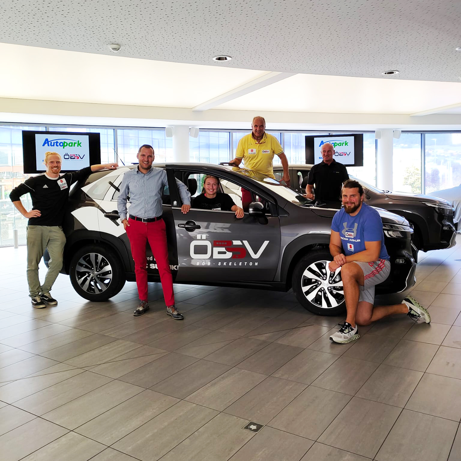 Autopark Tirol übergab Fahrzeuge